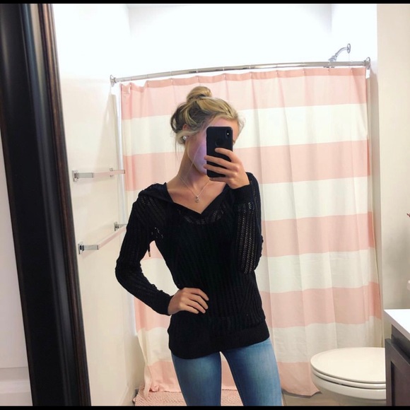 Michale Kors Sweater - Picture 2 of 3